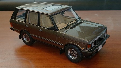 Aoshima range rover - 1/24,